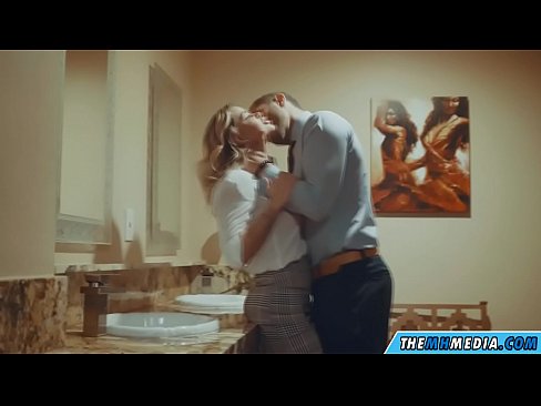 ❤️ Uma blonde obugaxayo ekuyenga endlini yangasese yomphakathi Izocansi vk ku-zu.porn-mate.ru ❌❤
